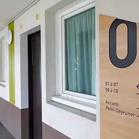 Hotel Laval Change (Mayenne)