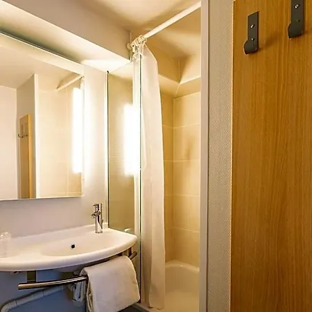 Laval Hotel Change (Mayenne)