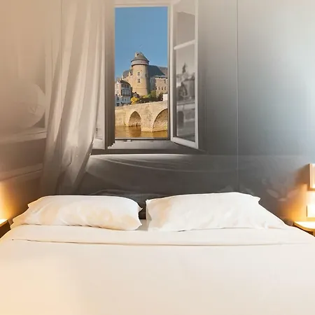 Laval Hotel